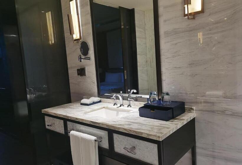 キングサイズベッドのエクゼクティブルーム, Primus Hotel Wuhan Hannan