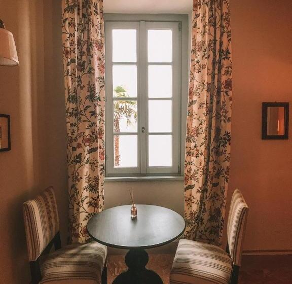 اتاق استاندارد با چشم‌انداز دریاچه, Nobiallum B&b