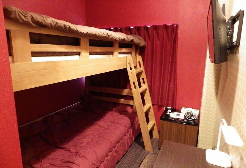 Номер Стандарт с Койками, Hiroshima Wabisabi Hotel   市内中心部のリーズナブルホテル   電停近く移動に便利   Low Price And Super Convenient To Get Aroun