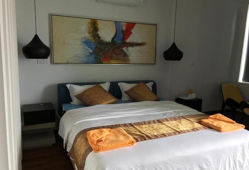 Номер Deluxe с Балконом, Benny S City
