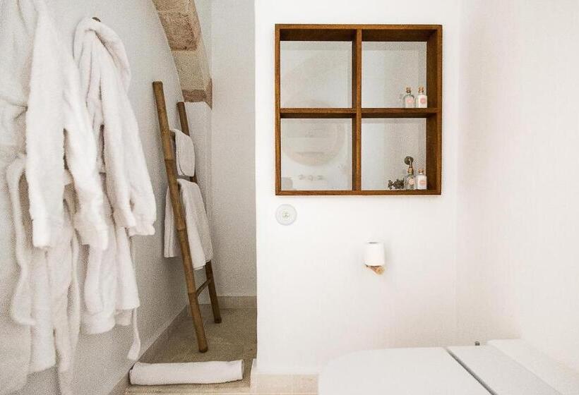 Люкс Повышенной Комфортности, S Hotelet D Es Born   Suites & Spa