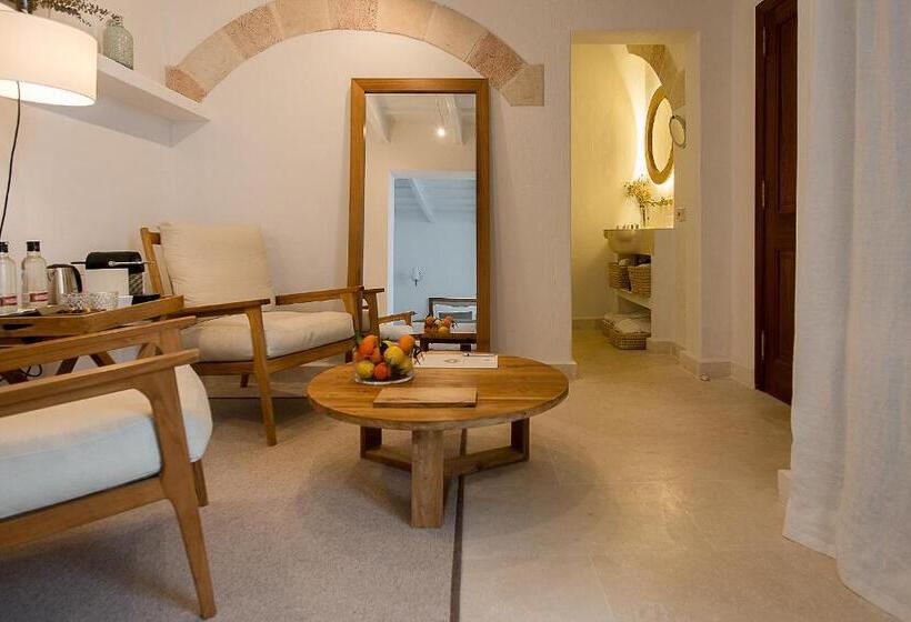 Люкс Повышенной Комфортности, S Hotelet D Es Born   Suites & Spa