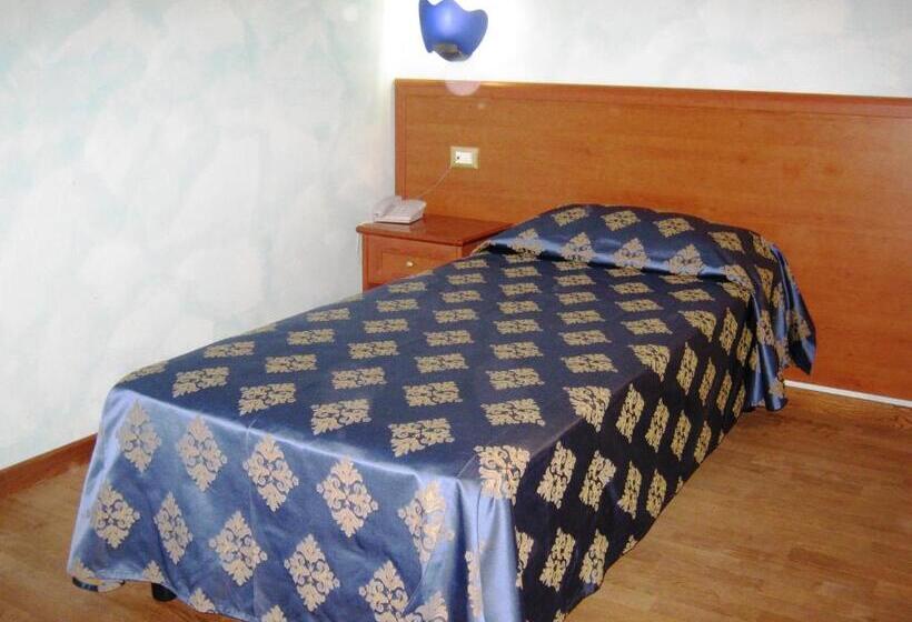 Номер Economy Индивидуальный, Villa D'evoli