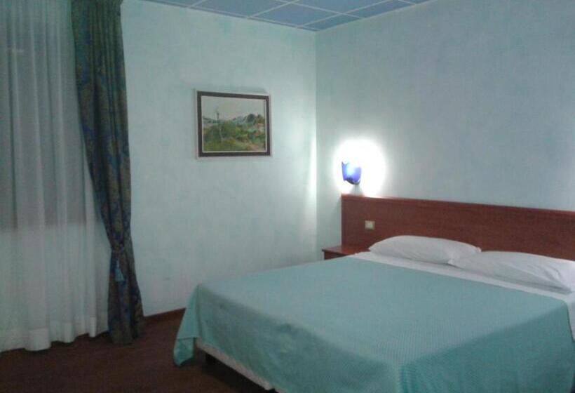 Номер Economy, Villa D'evoli