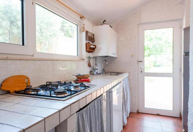 ２ベッドルームハウス, Guest House Villa Verde   Short Term Room Rentals