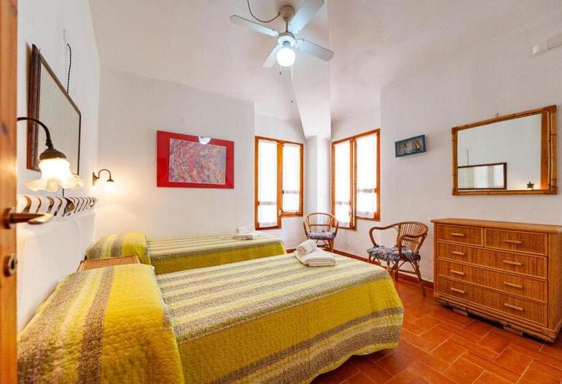 ２ベッドルームハウス, Guest House Villa Verde   Short Term Room Rentals