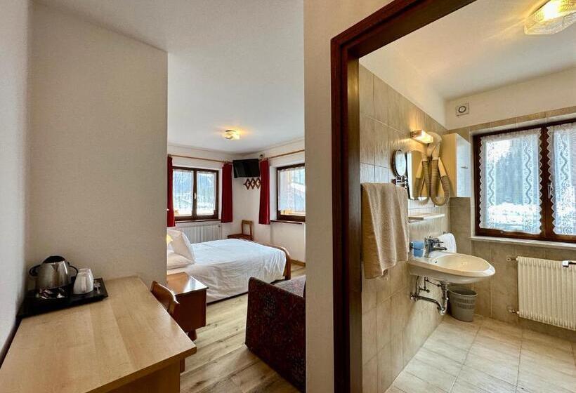 Négyszemélyes Standard Szoba Erléllyel, B&b Cèsa Planber Mountain View Ski In Ski Out