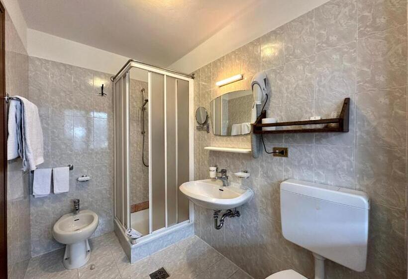 Номер Стандарт с Балконом, B&b Cèsa Planber Mountain View Ski In Ski Out