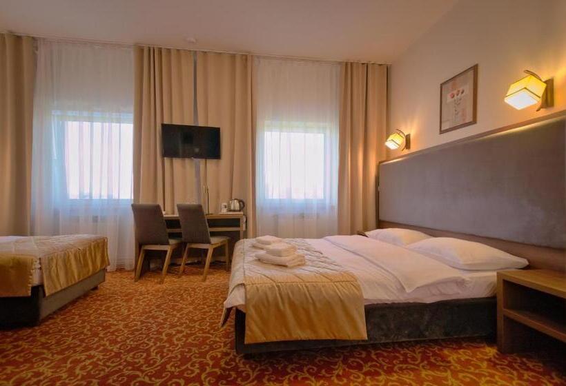 Номер Стандарт Трехместный, Sezam