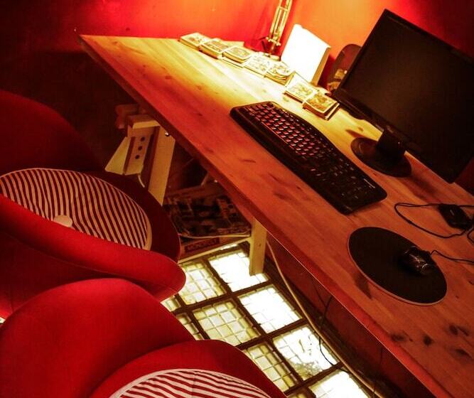 Cama em Quarto Compartilhado, Charles Bridge Hostel & Apartments