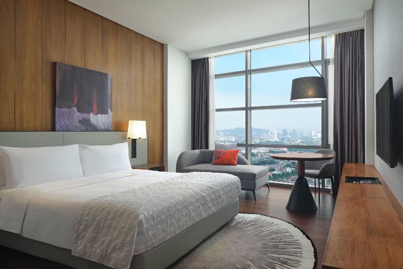 Номер Executive Кровать Кинг, Le Meridien Petaling Jaya