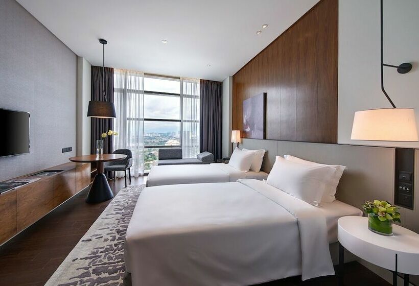 Номер Deluxe, Le Meridien Petaling Jaya