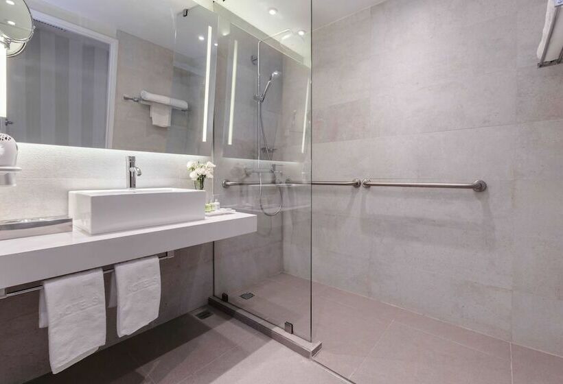 Habitación Estándar, NH Monterrey La Fe
