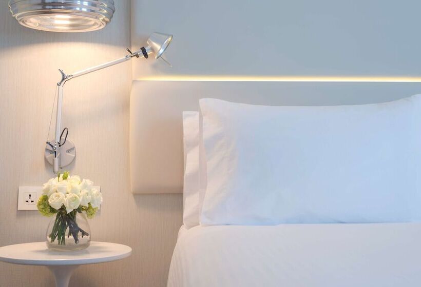 Номер Superior, NH Monterrey La Fe