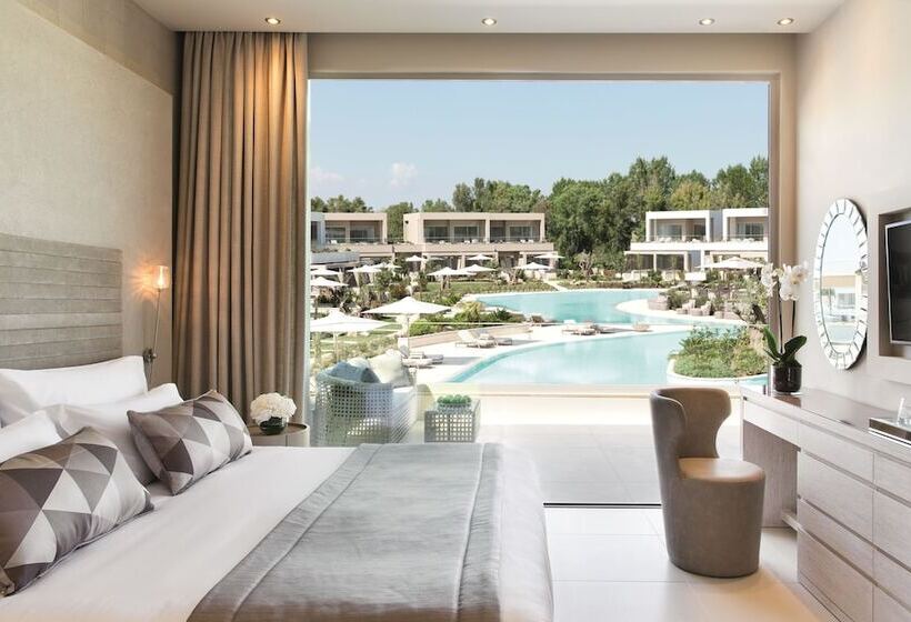 جناح مطلّ علي حمام السباحة, Sani Dunes
