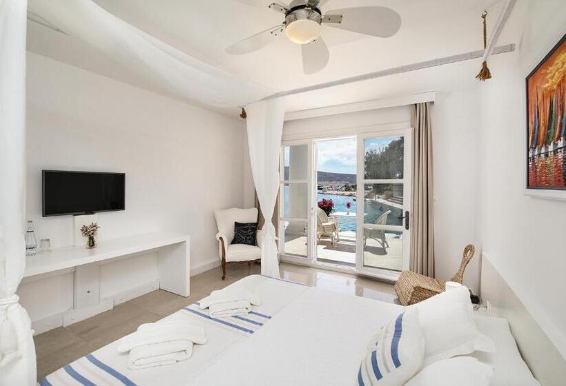 Номер Deluxe, Port Alacati