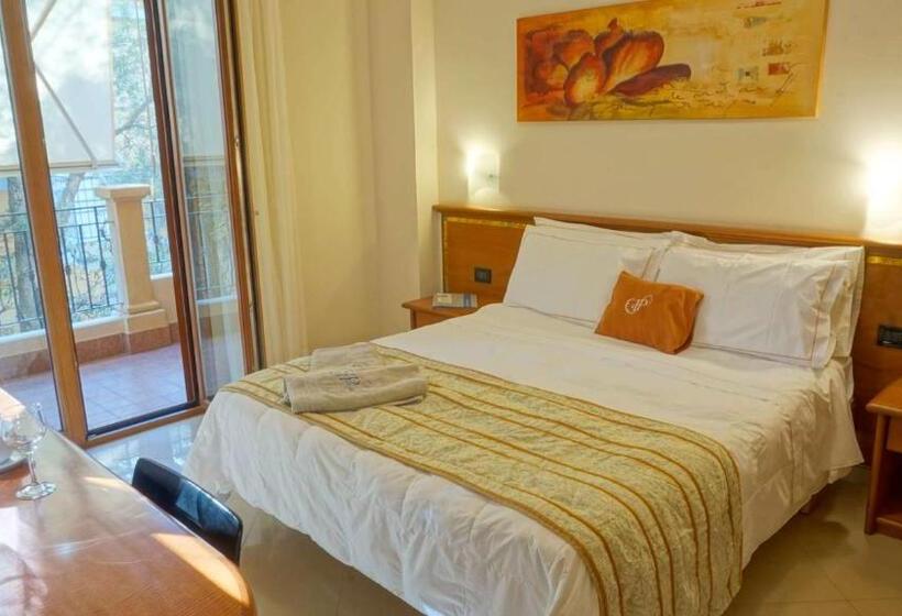 Семейный Номер, Residence Piccolo