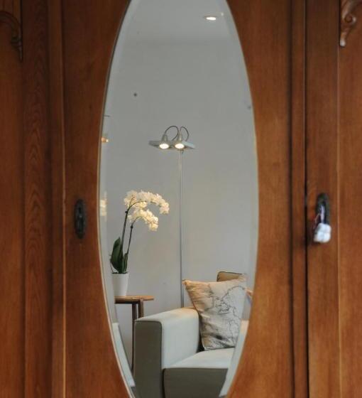 １ベッドルームハウス, Bed Breakfast Boat
