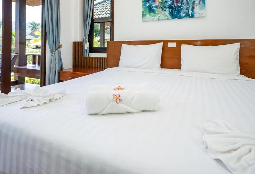 Бунгало Deluxe, Phatcharee Resort