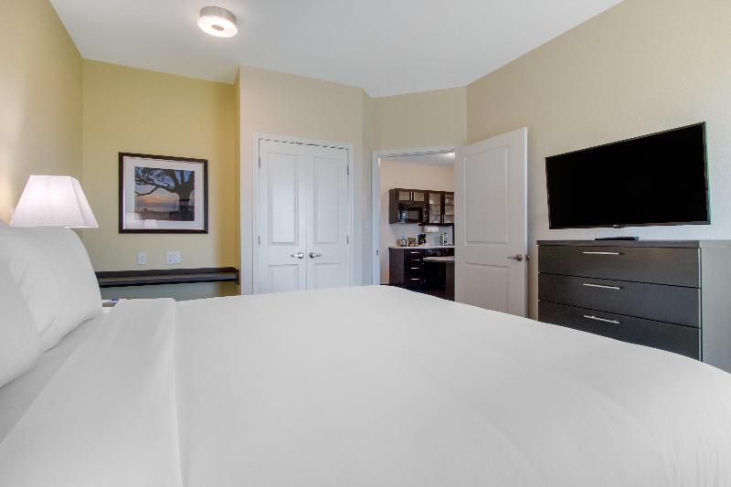 带大床的套房, Candlewood Suites   San Antonio Lackland Afb Area, An Ihg