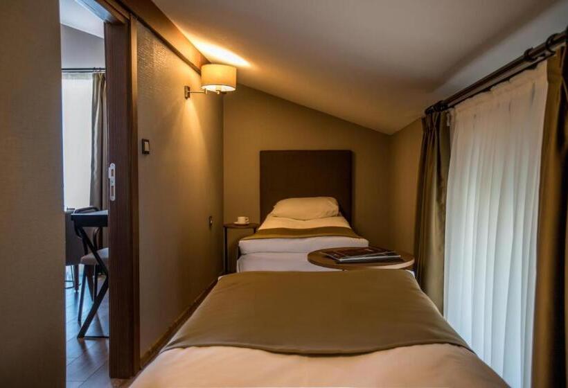 اتاق استاندارد با چشم‌انداز دریا, Marin Otel & Restaurant