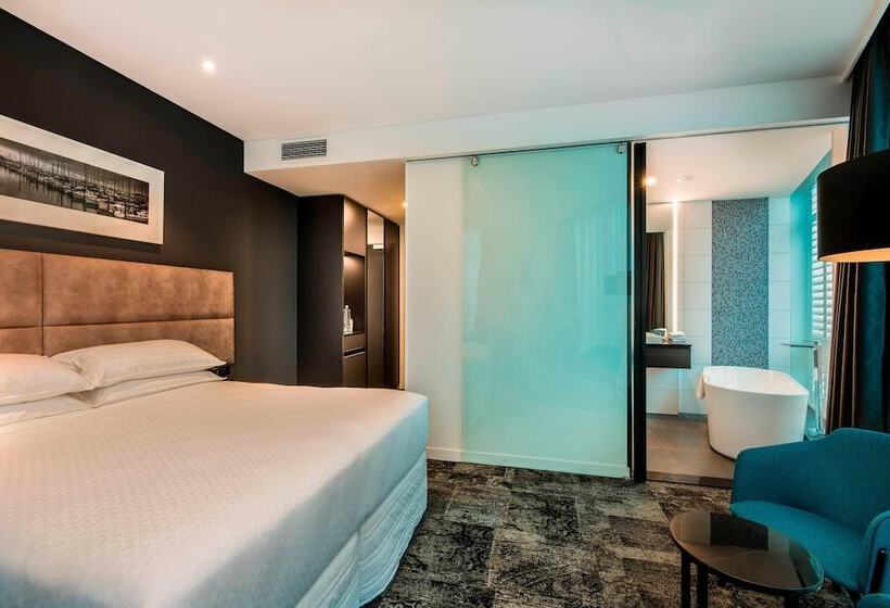 전망 스탠다드 룸 더블 침대, Four Points By Sheraton Auckland