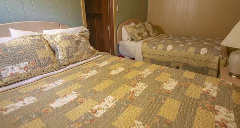 침실 1개 복층 룸, Ridges Inn & Suites