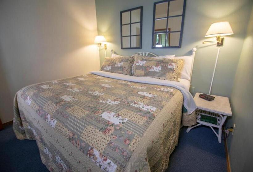 스탠다드 스튜디오 킹침대, Ridges Inn & Suites