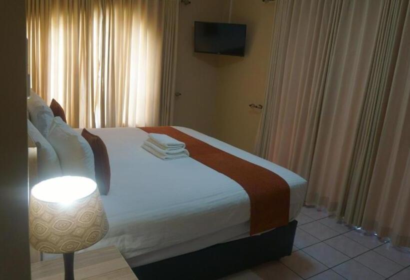 سوییت اجرایی, Bridgeville Guest House Ltd