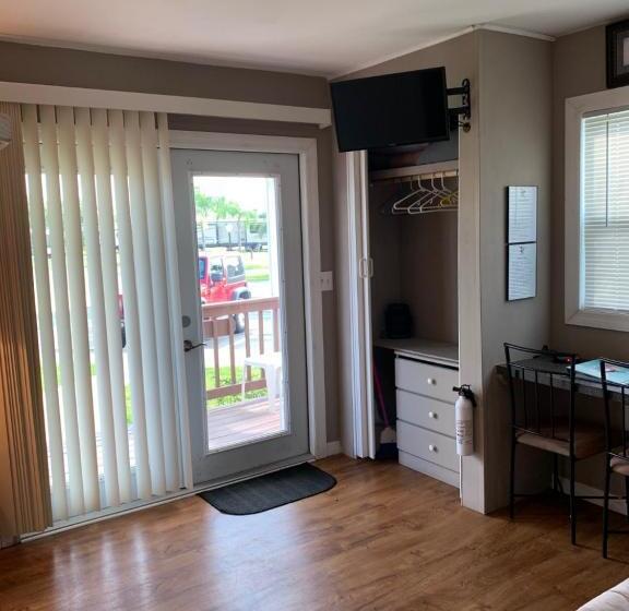 Студия Стандарт, Woody S Rv Resort Llc