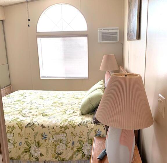 Дом 1 Спальня, Woody S Rv Resort Llc
