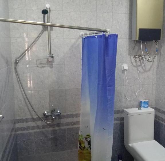 اتاق استاندارد سه نفره, Areni Tavern B&b