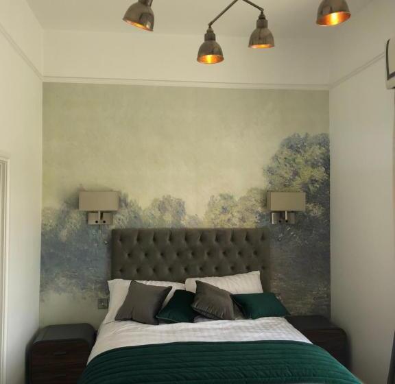 스탠다드 룸, The Strand Hotel, The Former Residence Of Oscar Wilde