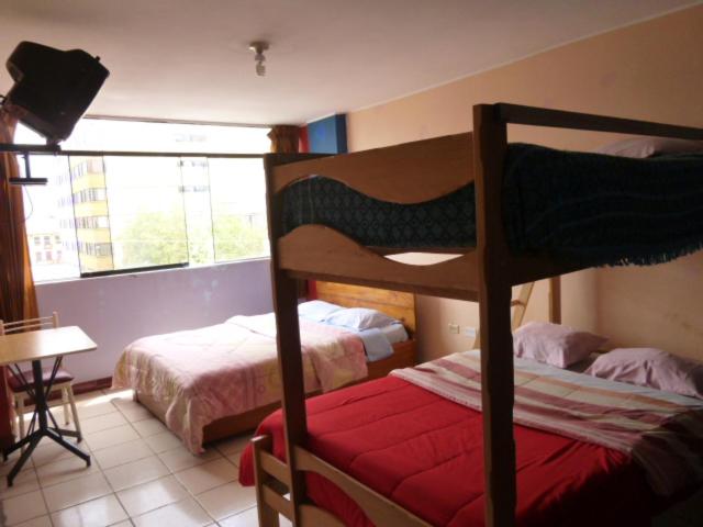 غرفة قياسية رباعية, Hospedaje Centro