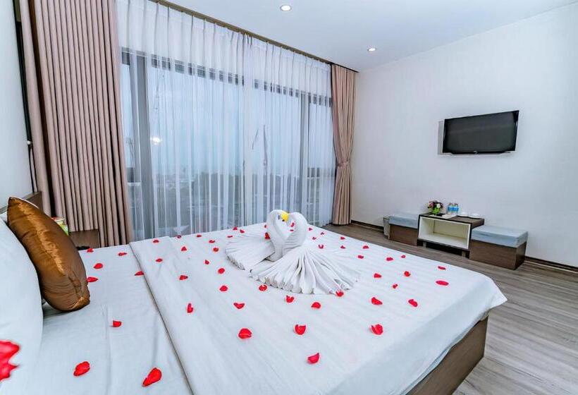 اتاق لوکس با چشم‌انداز دریا, The Shann Hotel Danang