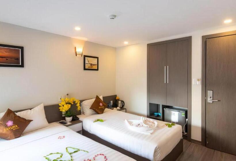 اتاق لوکس سه تخته, The Shann Hotel Danang