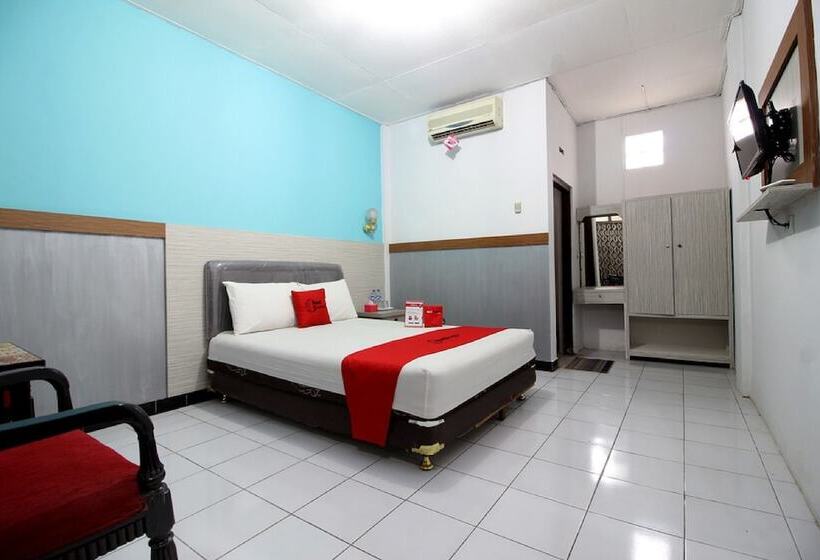Номер Стандарт, Reddoorz Plus Syariah Near Lempuyangan Station 3