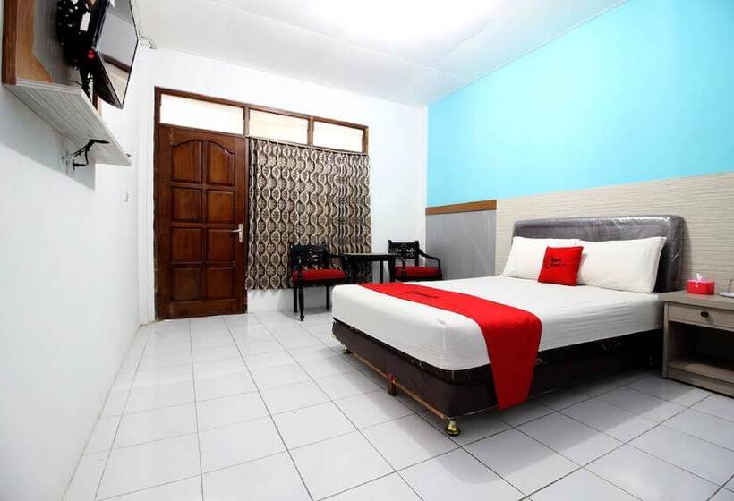 Номер Стандарт, Reddoorz Plus Syariah Near Lempuyangan Station 3