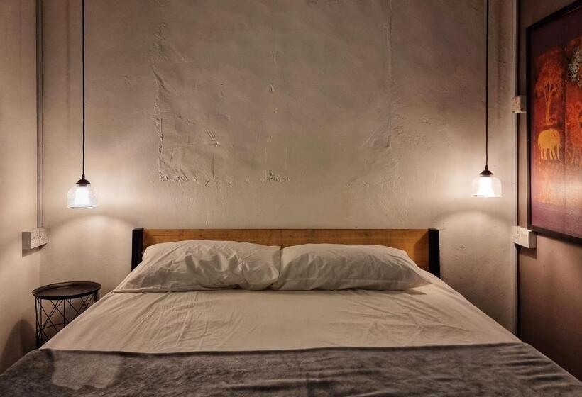 חדר דלוקס, Treehouse Hostel