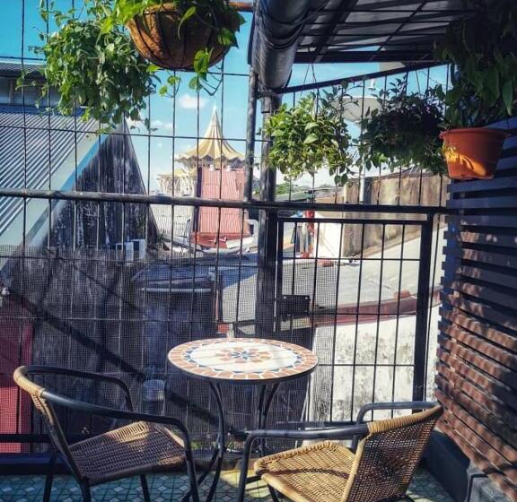 חדר סטנדרט, Treehouse Hostel