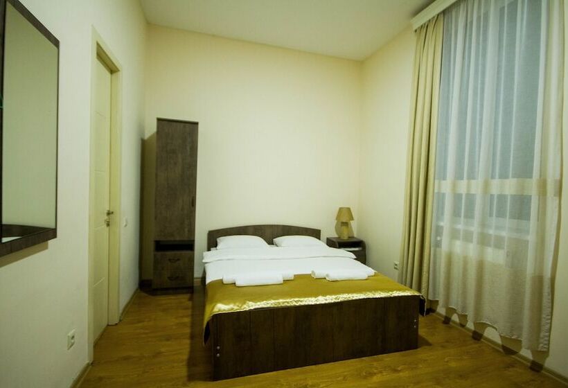 غرفة عائلية, Wald Hotel Lagodekhi