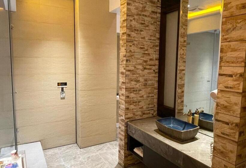 اتاق استاندارد با تخت بزرگ, Yosemite Motel   Chunghua Branch
