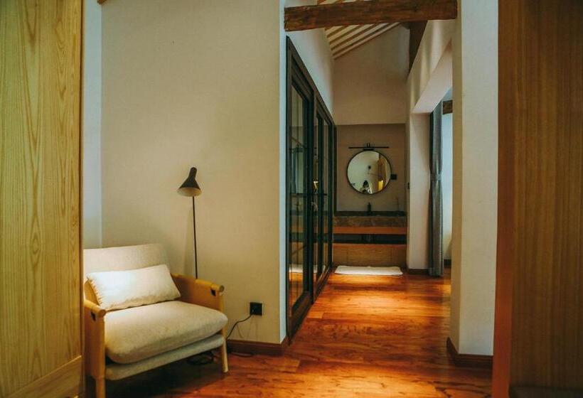 Люкс Повышенной Комфортности, July Bamboo Hostel