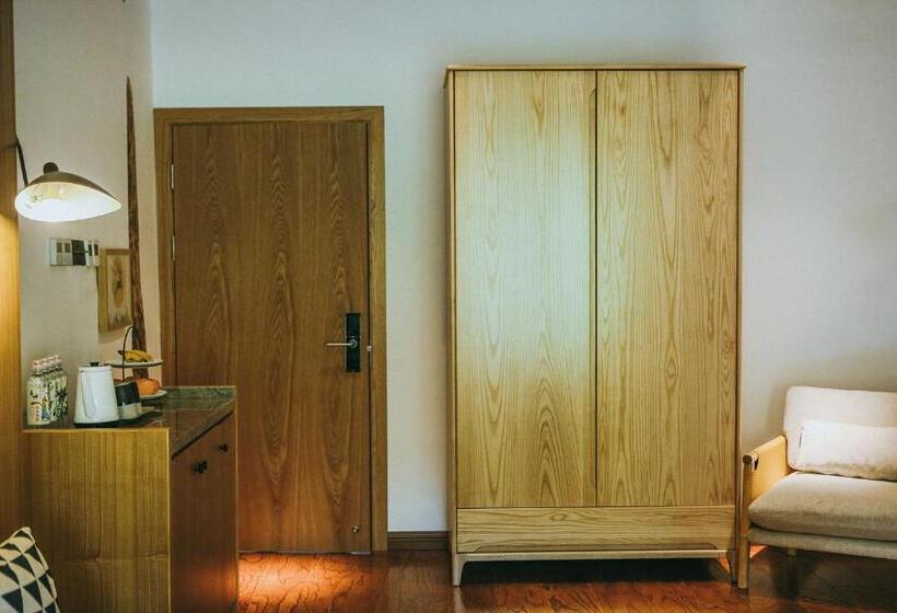 Люкс Повышенной Комфортности, July Bamboo Hostel