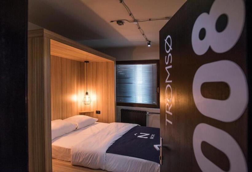 اتاق استاندارد با سرویس بهداشتی مشترک, Nordic Hostel N Box