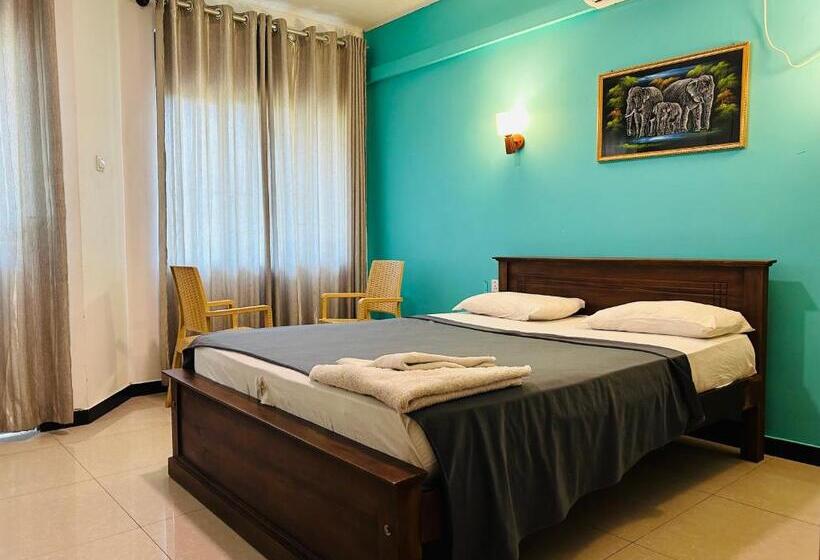 Номер Deluxe с Балконом, Ritz Gate Kalutara