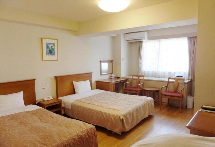 Номер Стандарт Трехместный, Itoen Hotel Atamikan