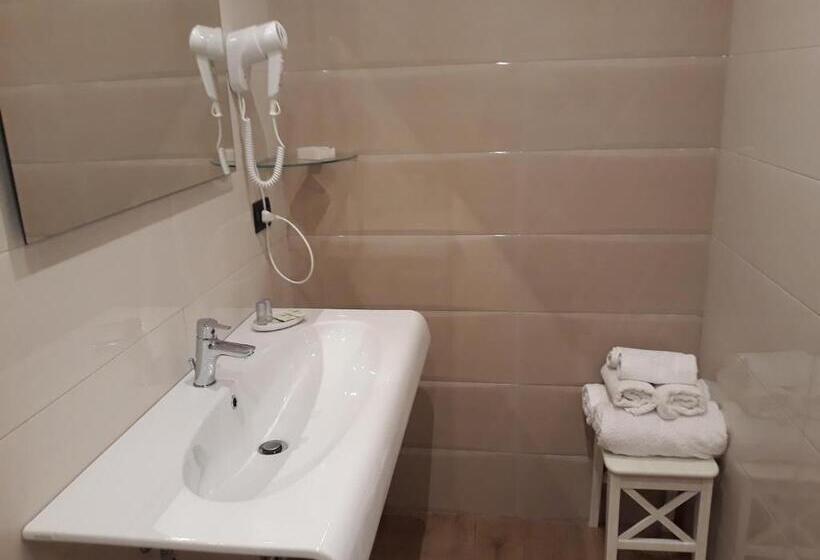 バルコニー付きデラックスルーム, Mediterraneo B&b
