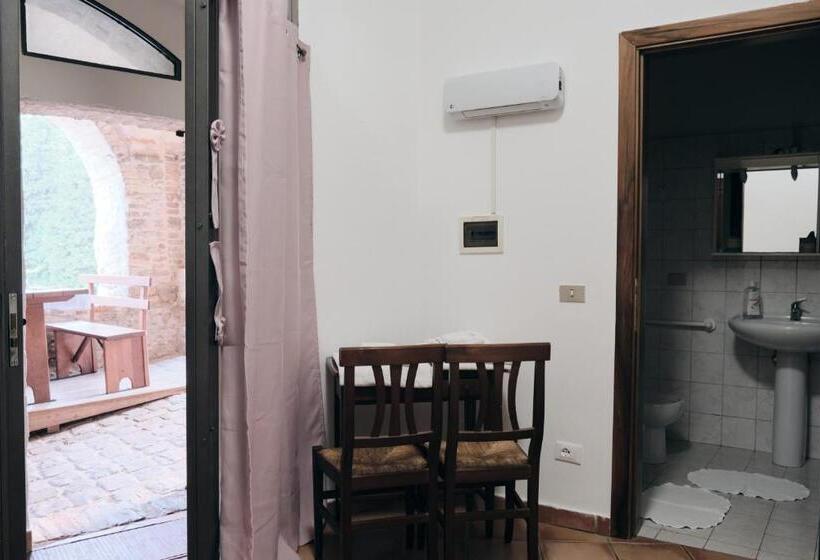 Номер Стандарт Трехместный, Le Copertelle Ristorante Bed & Breakfast