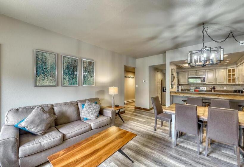 Дом 2 Спальни, Mountainwood 303